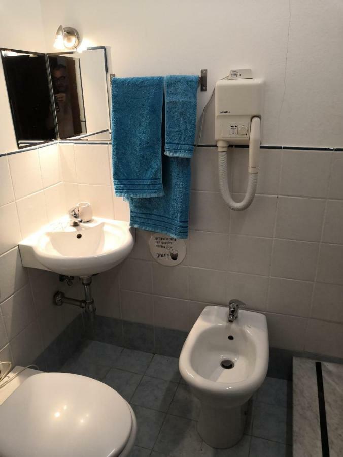 Acimaremonti Bed & Breakfast Ачиреале Екстериор снимка